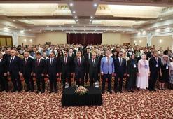 Bakan Tekin yurt dışında görevlendirilecek öğretmenlerle bir araya geldi