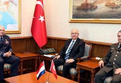 Bakan Güler, Hollanda Genelkurmay Başkanını kabul etti