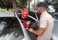 Otomobilde kilitli kalan 1 yaşındaki Firuz'u itfaiye kurtardı