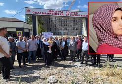 Bıçakla yarasıyla ölen Emine'nin tutuklu eşinin yargılanmasına devam edildi