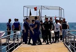 Mersin'de denizde erkek cesedi bulundu