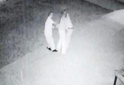Cami avlusunda uygunsuz davranışlarda bulunan çifti uyaran imam darbedildi
