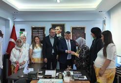 525 yıldır süren gelenek; kadınlar 1 günlüğüne köyü yönetiyor