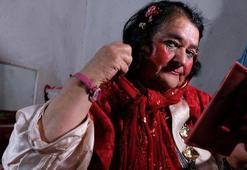 'Kırmızılı kadın' Sultan, hayatını kaybetti