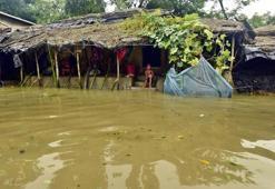 Bangladeş’te sel nedeniyle hayatını kaybedenlerin sayısı 51’e yükseldi