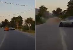 Datça’da iki otomobilin çarpışması kamerada