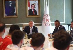 Bakan Bak: İstikrarlı başarılarla voleybol ülkesi haline geldik