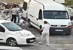 Avcılar'da kaçak moloz döken 2 araç sahibine 100 bin lira ceza