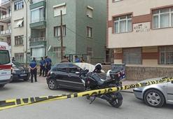 Tartıştığı üvey annesi ve kız kardeşini öldürdü