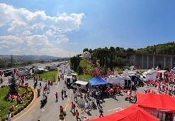 15 Temmuz darbe girişiminin 10'uncu yılında binlerce kişi 15 Temmuz Hafıza Müzesi’ne yürüdü