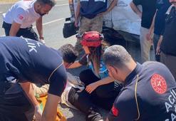 Otomobil yolcu minibüsüne arkadan çarptı: 12 yaralı