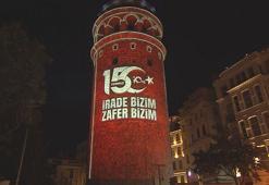 Galata Kulesi'nde 15 Temmuz'un 10'uncu yılında ışık gösterisi gerçekleştirildi