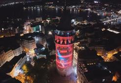 Galata Kulesi'nde 15 Temmuz'un 10'uncu yılında ışık gösterisi gerçekleştirildi