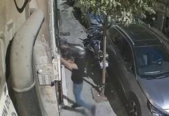 Şişli’de boşandığı eşinin evinin önüne geldi; penceredeki kayınpederine tekme ve yumruklarla saldırdı