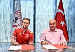 Samsunspor, Elliot Watt ile 4 yıllık sözleşme imzaladı