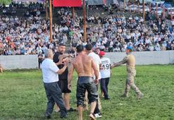 Dağköy yağlı güreşlerinde kavgalı yarı final