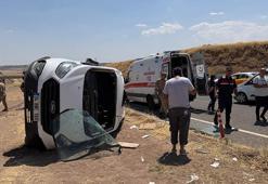 Diyarbakır’da öğrenci servisi ile otomobil çarpıştı: 19 yaralı