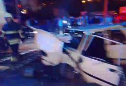 Adana’da kırmızı ışıkta bekleyen otomobile bir başka otomobil çarptı: 1 ölü, 3 yaralı