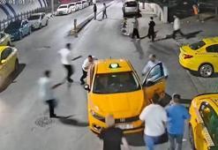 Sultangazi'de freni çekilmeyen taksi geri kaydı; çevredekiler durdurmaya çalıştı