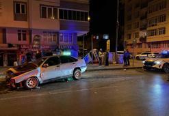 Kayseri’de otomobil ile çarpışan polis aracı devrildi: 3 yaralı