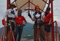 Türkiye'nin en yüksek 2'nci barajı Deriner’de halatlı adrenalin
