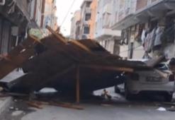 Esenler'de çocuklar fırtınada uçan çatının altında kalmaktan son anda kurtuldu: Felaket yaşandı