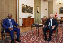 TBMM Başkanı Kurtulmuş, Kamerun Ankara Büyükelçisi Tchatchouwo'yu kabul etti