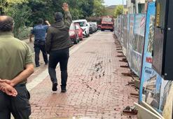 Avcılar’da yağışla birlikte yolda kayma oluştu; sokak trafiğe kapatıldı