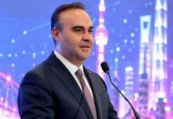 Bakan Kacır'dan uluslararası bilim olimpiyatlarında madalya kazanan öğrencilere tebrik