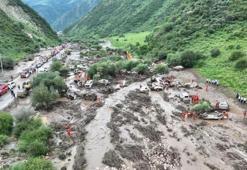 Çin’in Gansu eyaletinde meydana gelen selde 10 kişi hayatını kaybetti