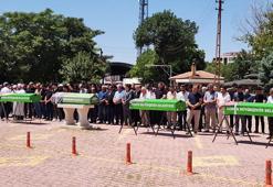 Kamyonetin uçuruma yuvarlandığı kazada ölen aynı aileden 5 kişi, toprağa verildi