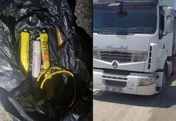Adana'da arama yapılan araçta 4 adet patlayıcı madde ele geçirildi