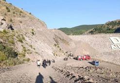 Otomobil dere yatağına yuvarlandı; 3 ölü, 3 yaralı