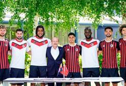 Transfer yasağı kalkan Gaziantep FK 7 futbolcuyu kadrosuna kattı
