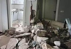 Heyelanda kaya parçası eve isabet etti