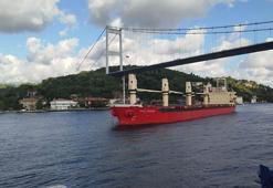 İstanbul Boğazı'nda arızalanan gemi çekildi; trafik yeniden açıldı