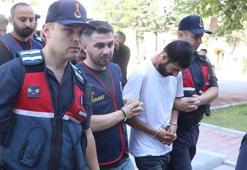 Dolandırıcılar 4 milyon liralık altını, 'Günlük dolgun ücretli iş' ilanıyla buldukları kuryeye aldırmış