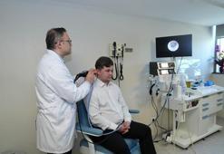 ‘Havuz suyundaki kimyasallar kulak enfeksiyonu riskini artırabilir’