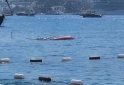 Bodrum'da su alan tekne battı