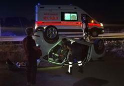 Eskişehir’de şarampole devrilip takla atan otomobildeki 2 kişi yaralandı
