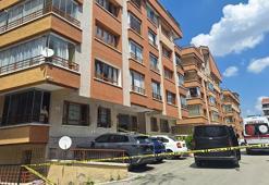 Oturduğu apartmanda, yöneticinin yardımcısını öldürdü