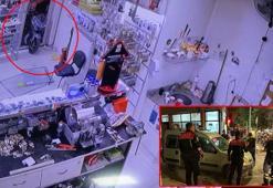 Eskişehir'de kazanın ardından çıkan bıçaklı kavga kameraya yansıdı: 2 yaralı