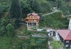 Rize'de yol üstüne villa