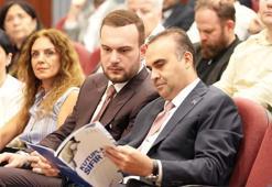 Bakan Kacır 'Kutuplarda Sıfır Atık' kitabının lansmanına katıldı