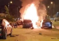 Sultanbeyli’de park halindeki araçlara çarpan otomobil alev aldı; kaçan sürücü yakalandı
