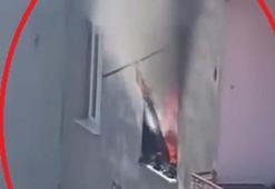 Diyarbakır’da aynı ev 9 saat arayla 2 kez yandı