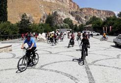 Kapadokya’nın giriş kapısı Soğanlı’da bağımlılıkla mücadele için pedal çevirdiler