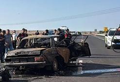 İki otomobilin çarpıştığı kazada araçlardan birinde yangın çıktı: 1 ölü, 2 yaralı