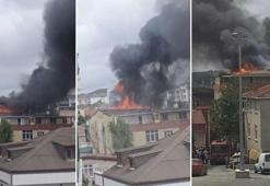 Arnavutköy'de çatı tadilatı sırasında çıkan yangın söndürüldü