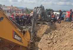 Tuzla'da inşaat alanında göçük; 1 işçi toprak altında kaldı
